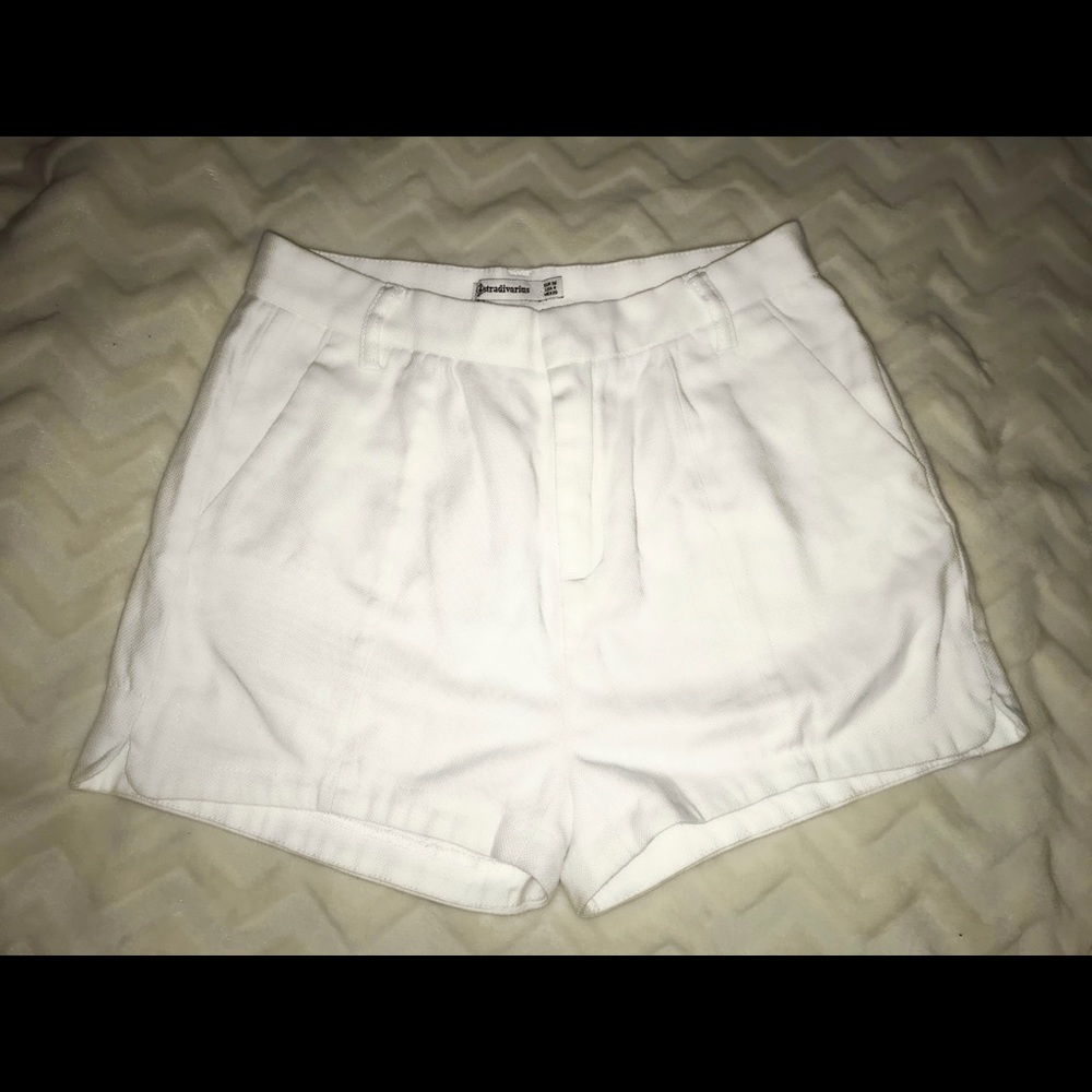 Stradivarius high rise white shorts
